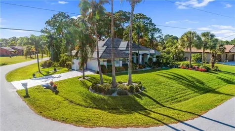 3405 Log Cabin Road North Port FL 34291