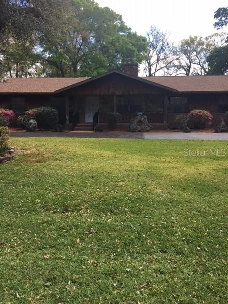 1040 SE 28th Road Ocala FL 34471