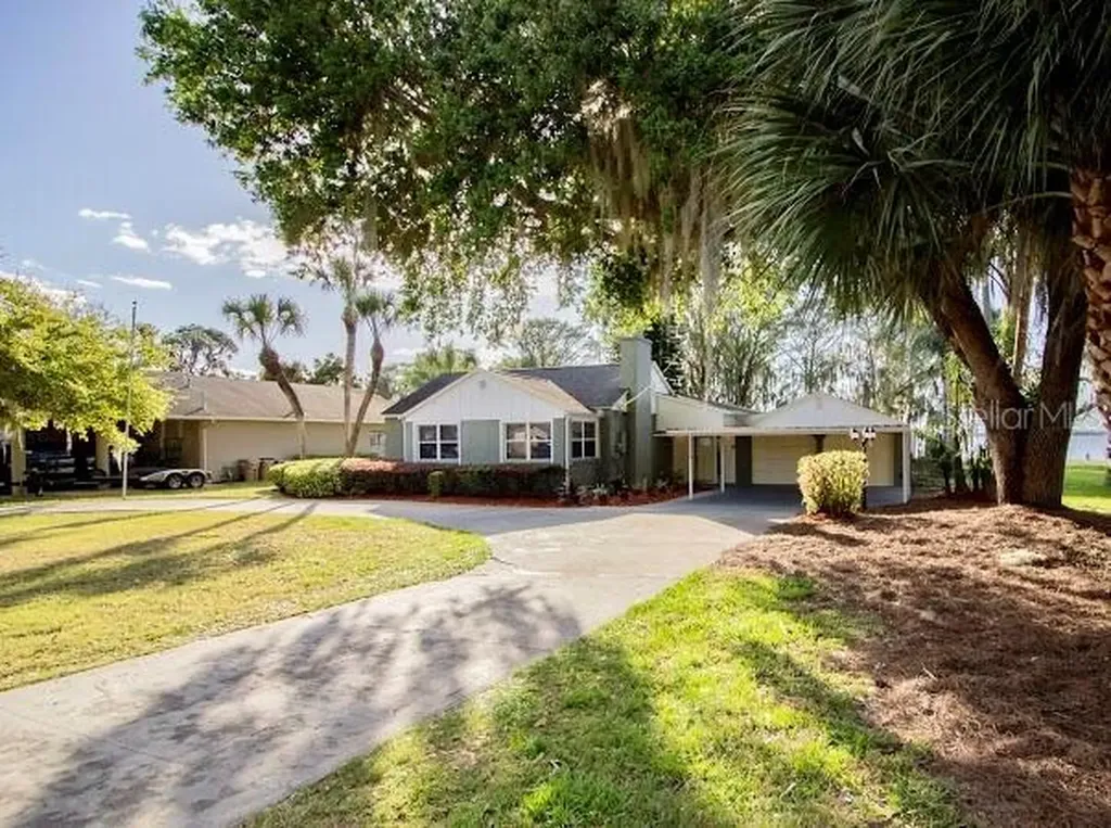 32749 Lake Eustis Drive Tavares FL 32778