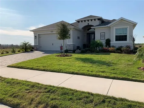 8497 Bridgeport Bay Circle Mount Dora FL 32757