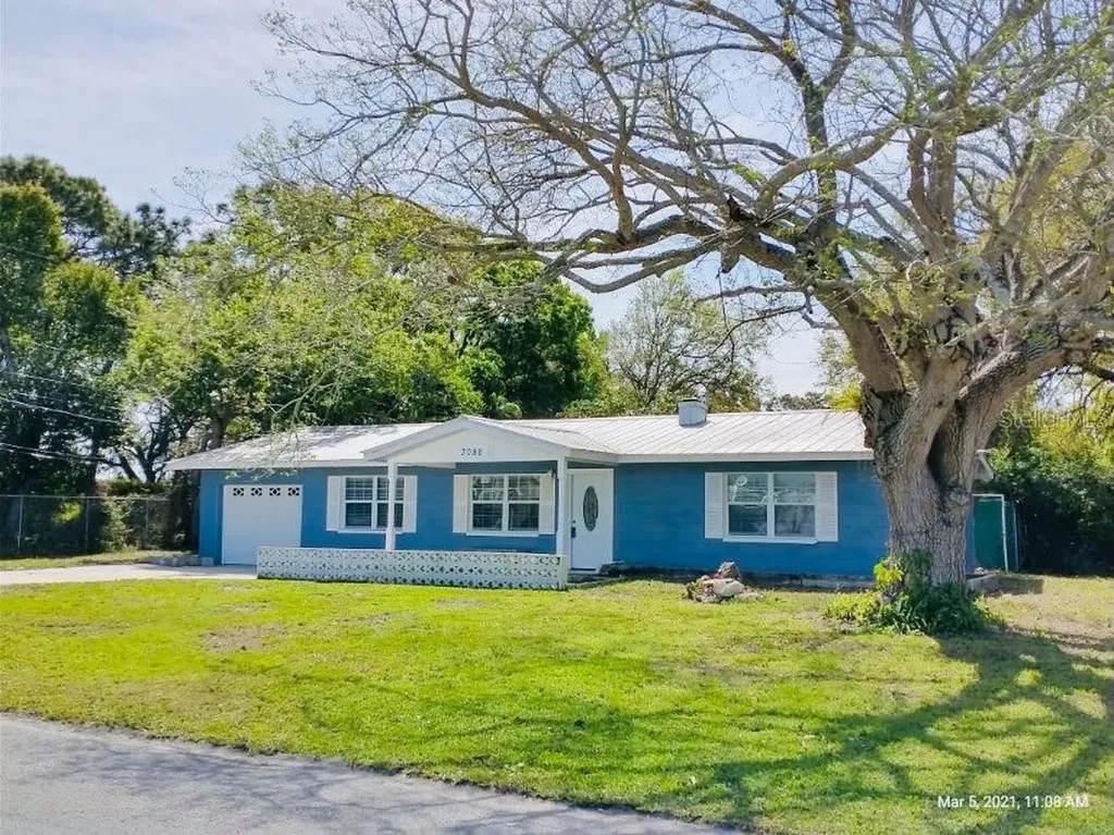 3088 50th Avenue N St Petersburg FL 33714