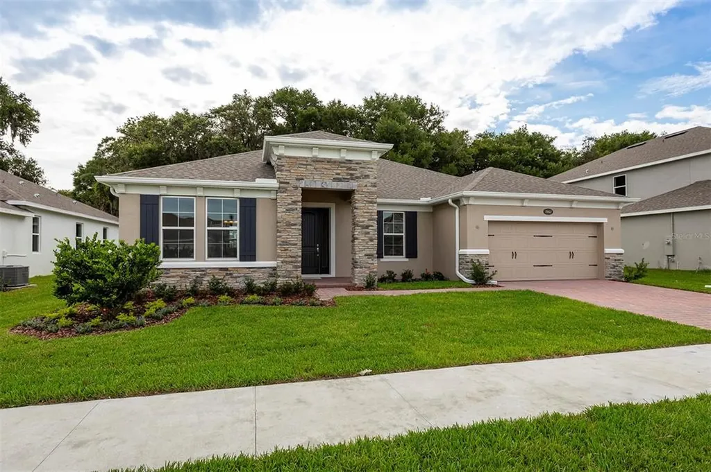 7067 Monterey Cypress Trail Sanford FL 32773