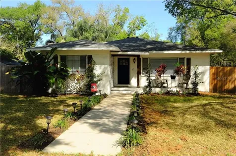 1732 SE Lambright Street Tampa FL 33610