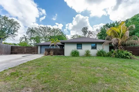 2933 Rosewood Place Sarasota FL 34239