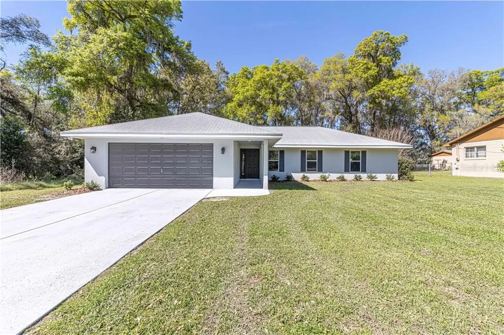 13724 SE 33rd Court Summerfield FL 34491
