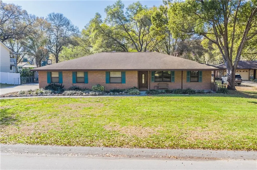 1628 Lehall Square S Lakeland FL 33810
