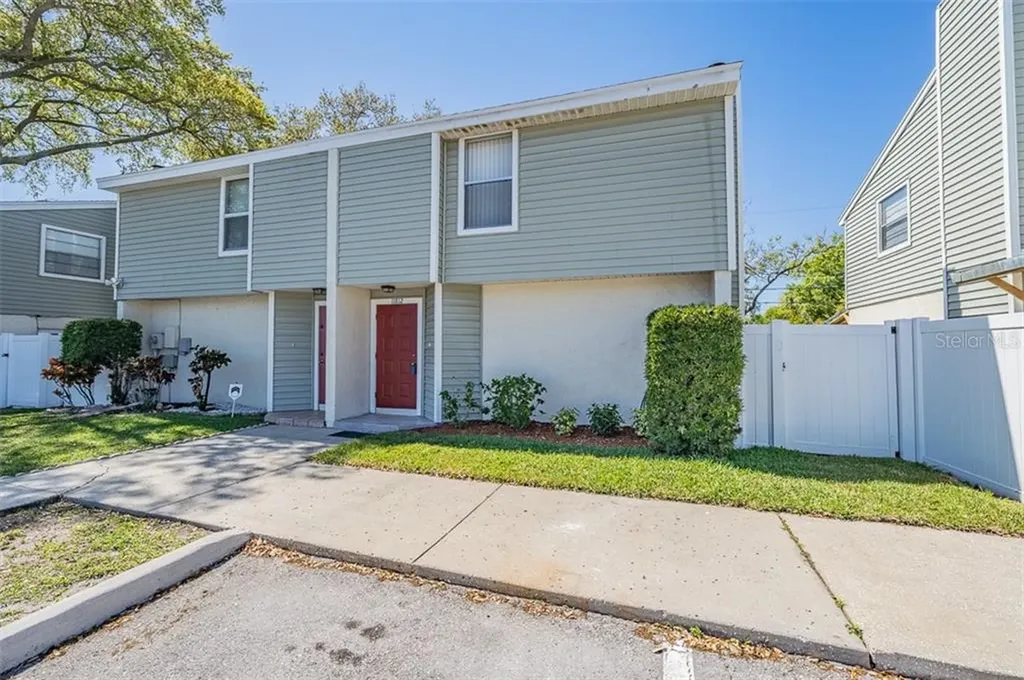 11812 N Armenia Avenue Tampa FL 33612