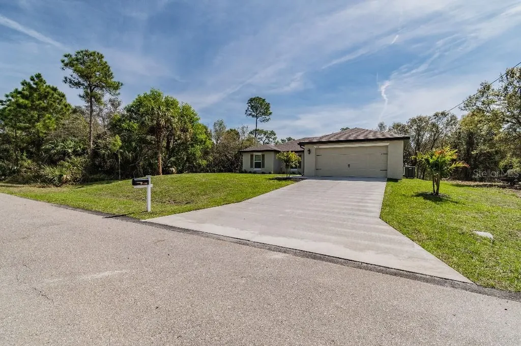 4362 Kenoska Street North Port FL 34288