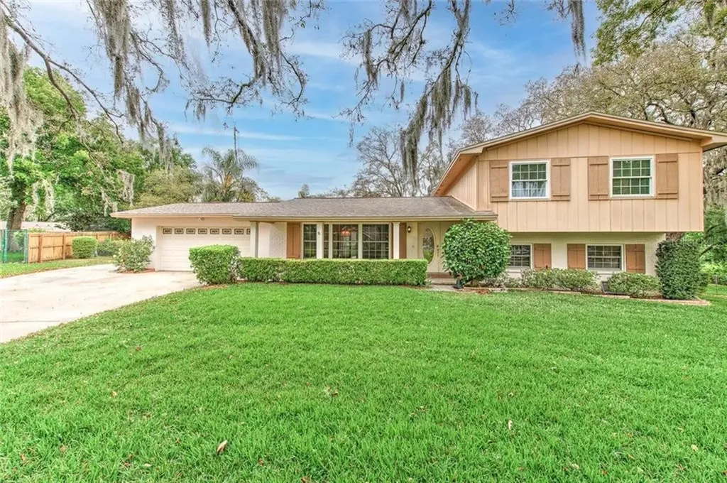 2305 Green Lawn Street Brandon FL 33511