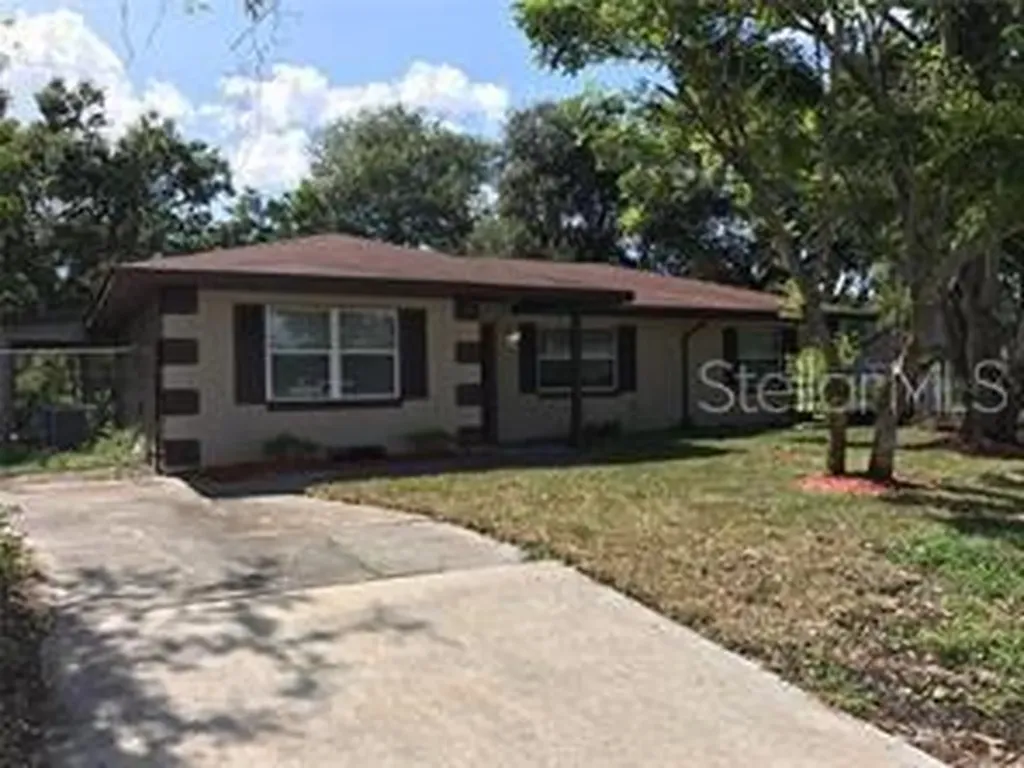 1242 Fort Smith Boulevard Deltona FL 32725