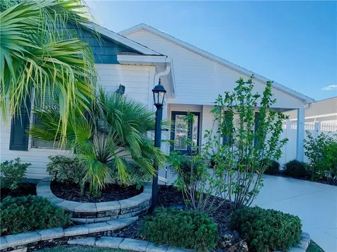 3852 Irish Court The Villages FL 32163