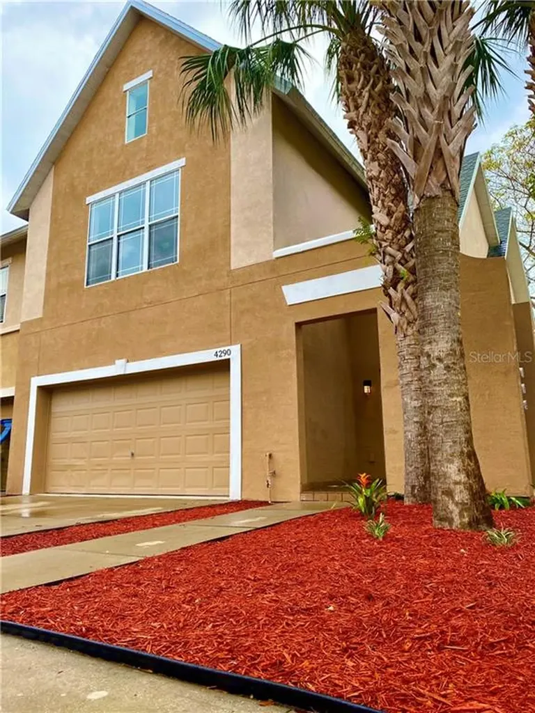 4290 Tyler Circle N St Petersburg FL 33709