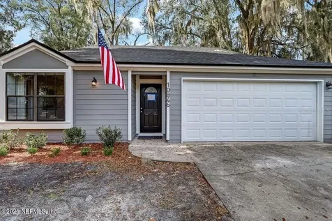 10846 Naples Court S Jacksonville FL 32218