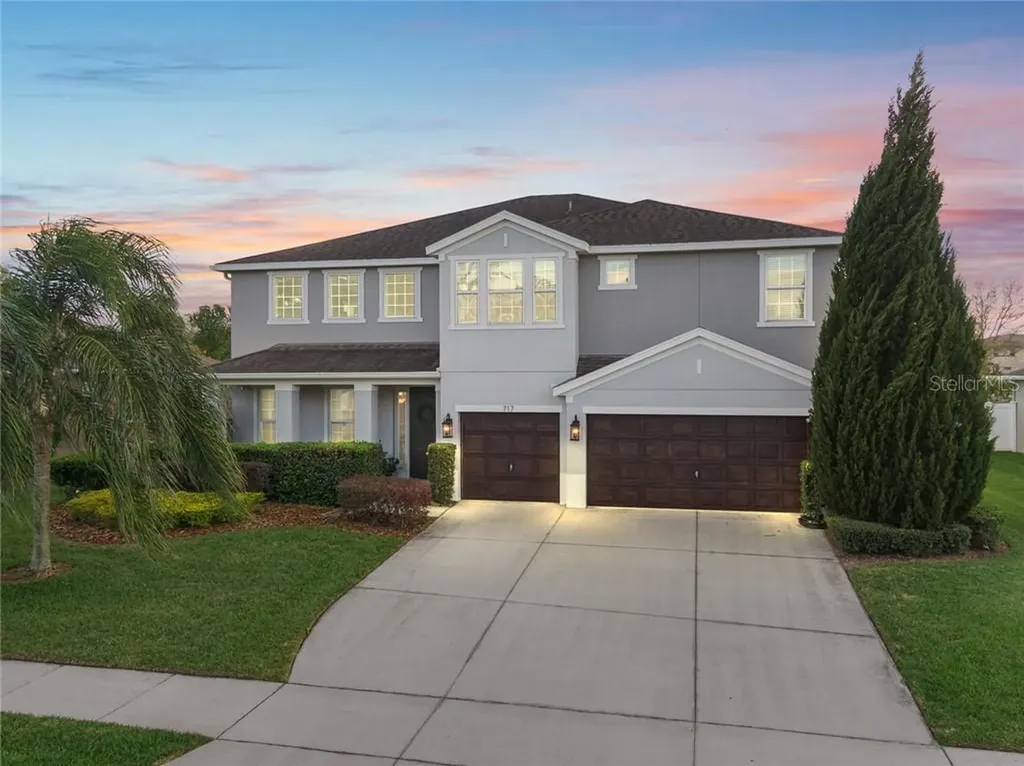 717 Lake Cove Pointe Circle Winter Garden FL 34787