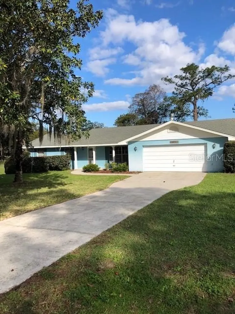 40629 Plymouth Circle Umatilla FL 32784