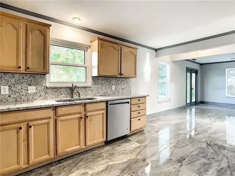 504 Battersea Avenue Deltona FL 32738