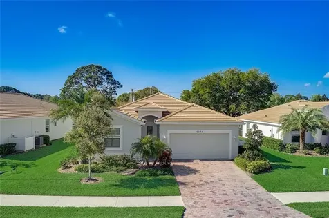 6079 Grand Cypress Boulevard North Port FL 34287