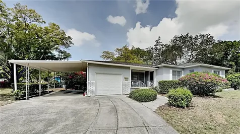 4601 25th Avenue N St Petersburg FL 33713