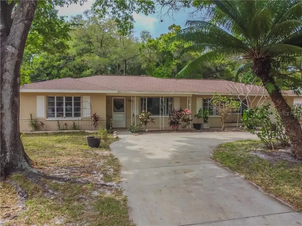 12 S Arcturas Avenue Clearwater FL 33765
