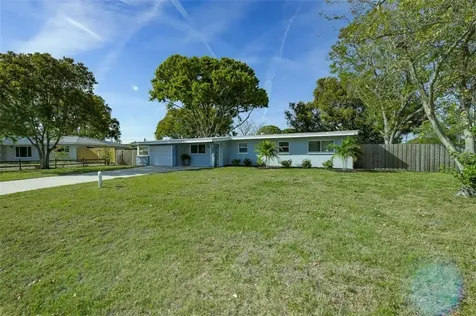 2767 Goldenrod Street Sarasota FL 34239