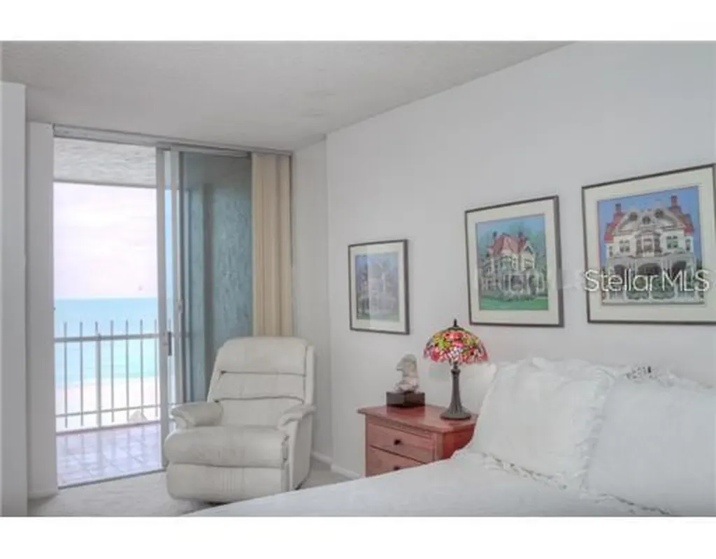 2425 Gulf Of Mexico Drive Longboat Key FL 34228