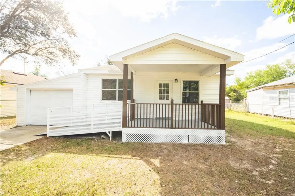 655 N 9th Street Eagle Lake FL 33839