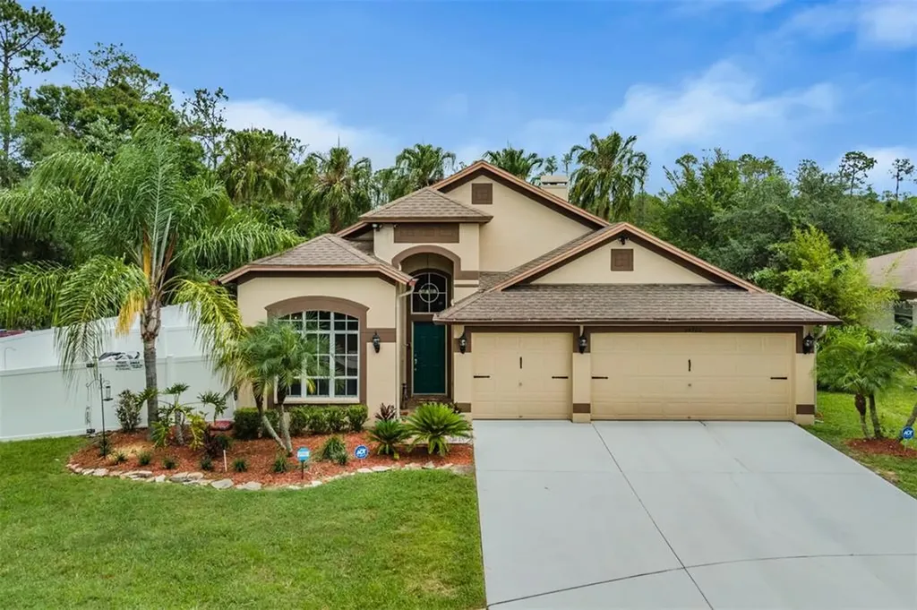 34705 Crusenberry Way Zephyrhills FL 33541