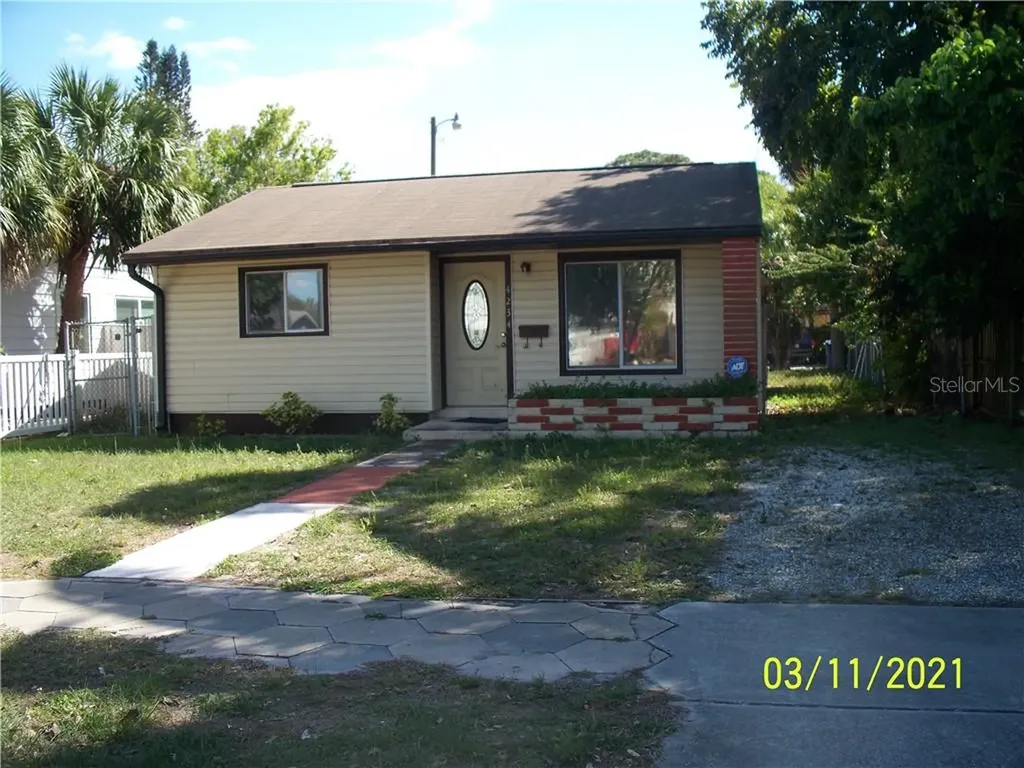 4234 1st Avenue S St Petersburg FL 33711
