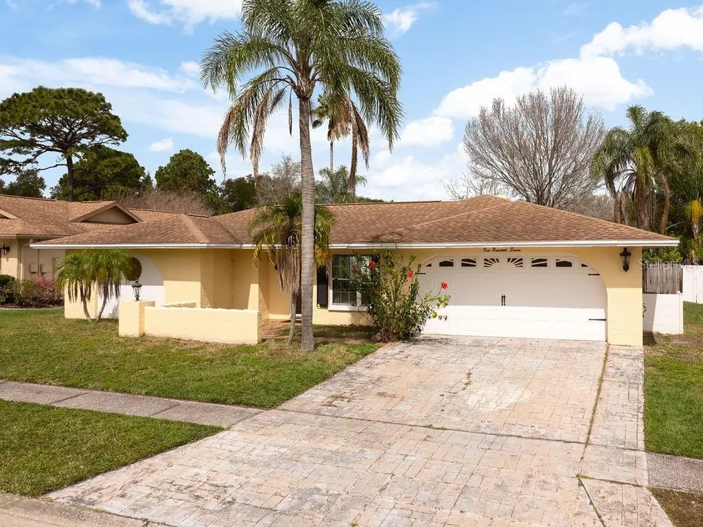 107 Chestnut Circle Safety Harbor FL 34695