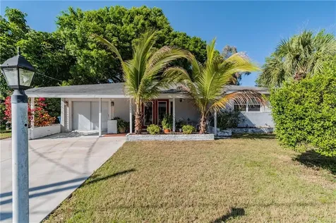 4221 Larkin Street Sarasota FL 34232