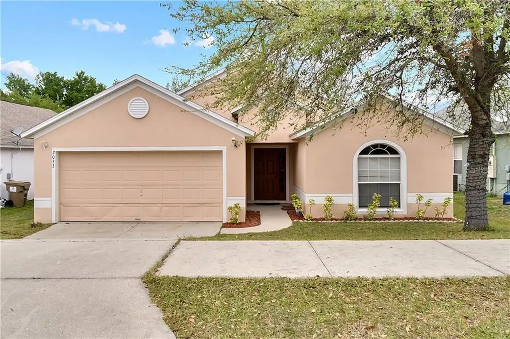 2033 Newtown Road Groveland FL 34736