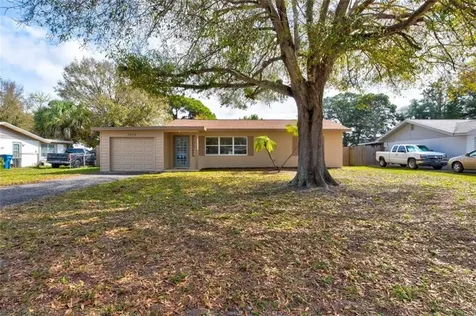 3915 25th Street W Bradenton FL 34205