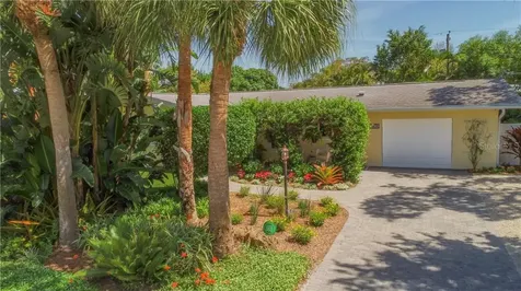 1820 Caribbean Drive Sarasota FL 34231