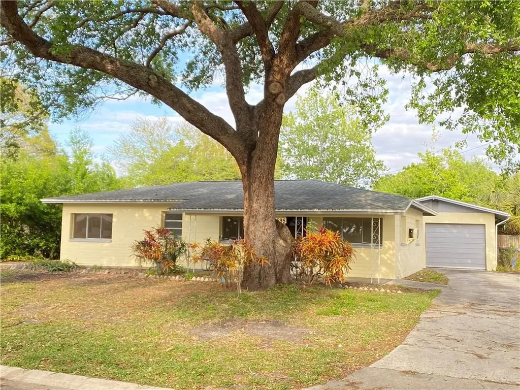 5595 Bay Street NE St Petersburg FL 33703