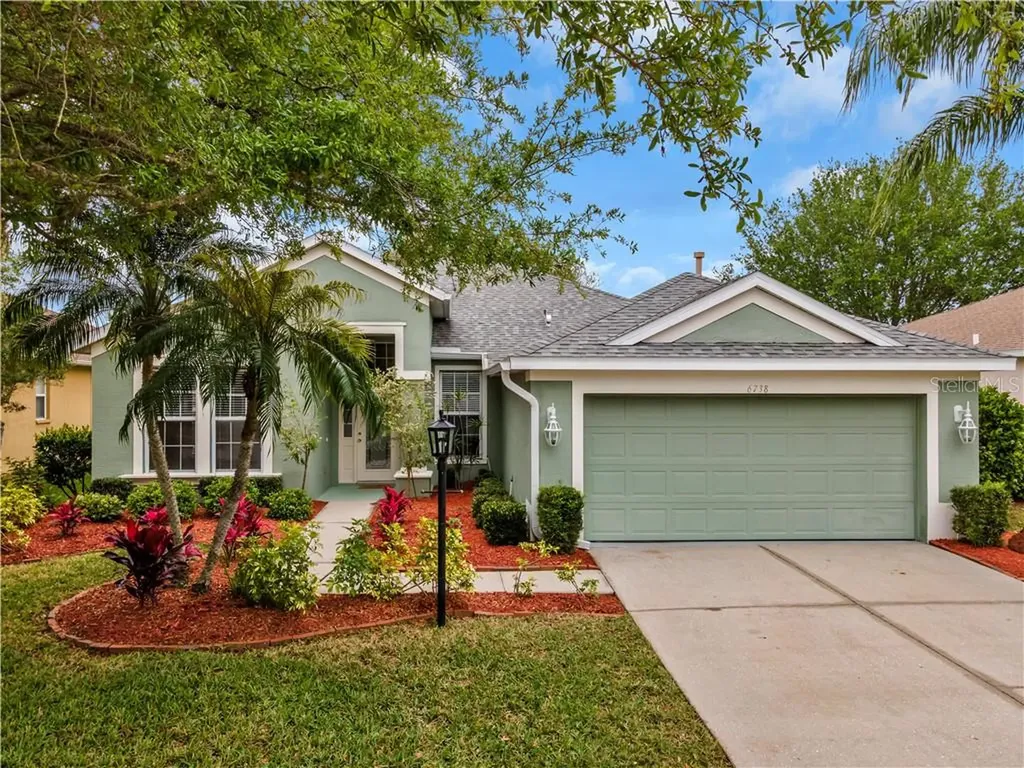 6738 W Country Club Lane Sarasota FL 34243