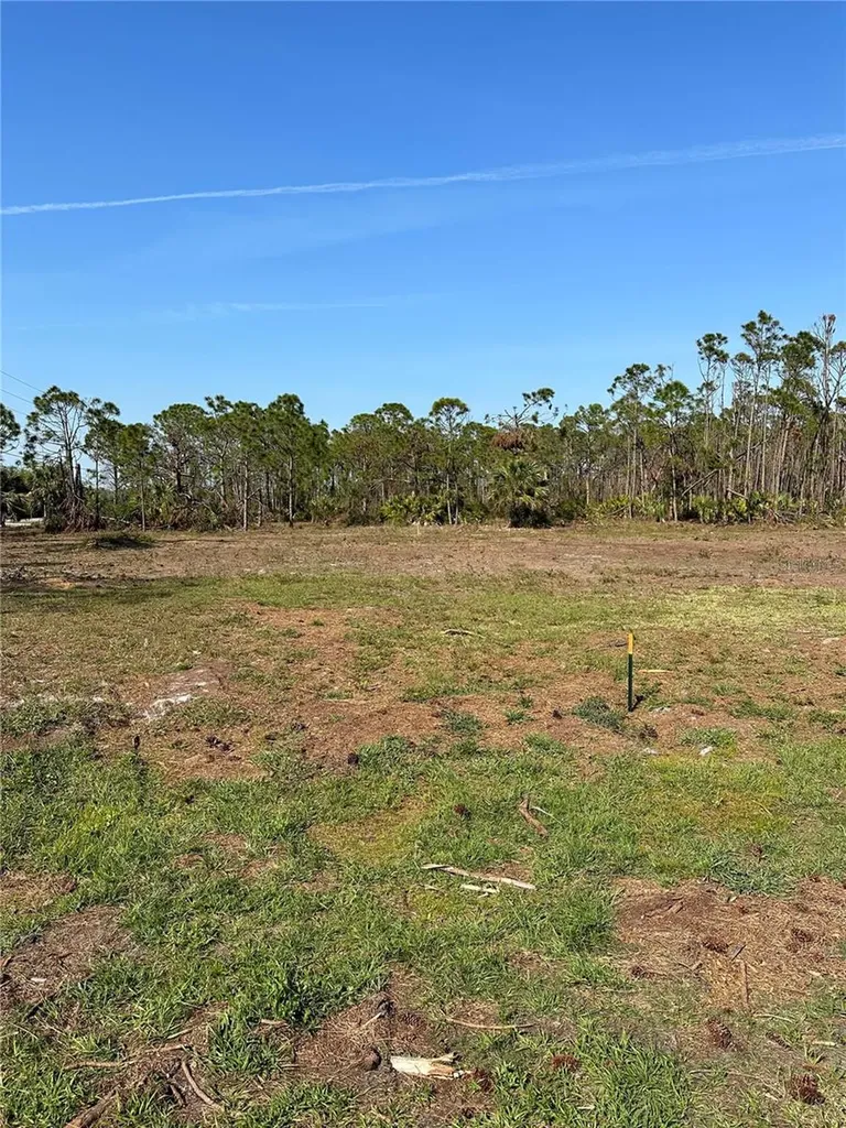 8878 Bantry Bay Boulevard Englewood FL 34224