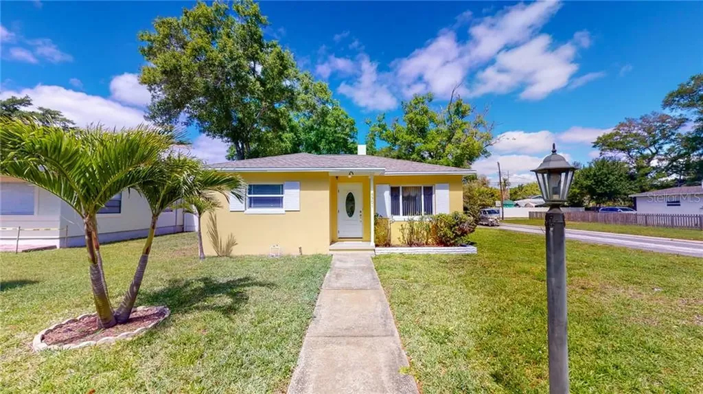 5301 5th Avenue S St Petersburg FL 33707