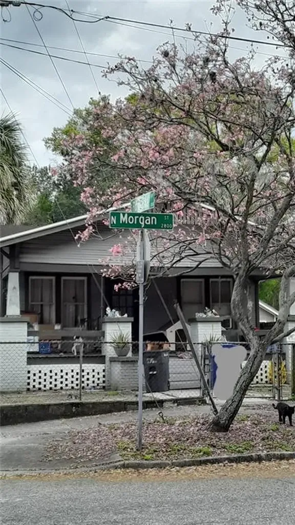 2831 N Morgan Street Tampa FL 33602