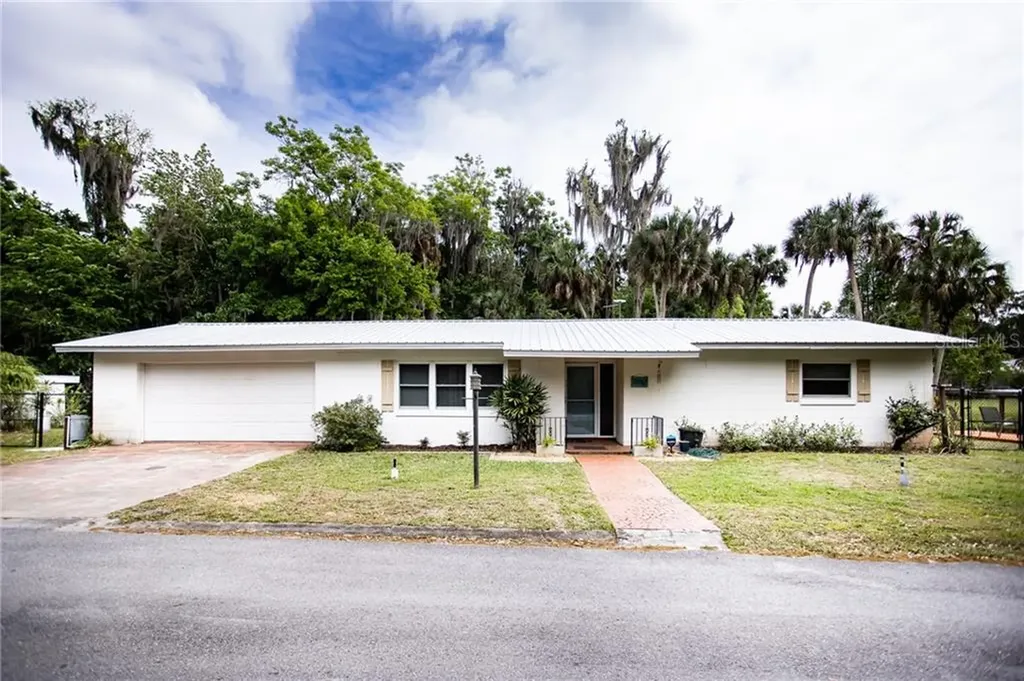 2842 Moon Rise Drive Lake Wales FL 33898