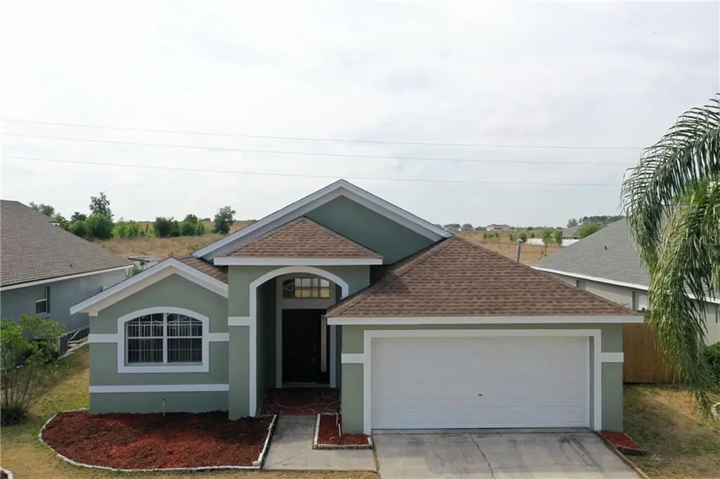712 Lady Diana Drive Davenport FL 33837