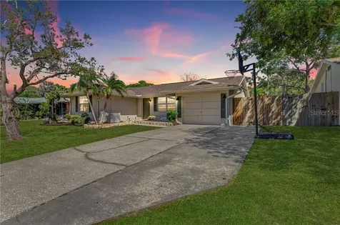 3923 Maverick Avenue Sarasota FL 34233