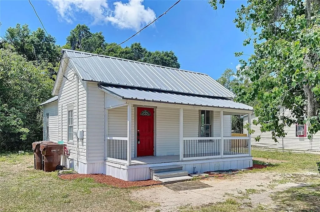 708 NW 3rd Street Mulberry FL 33860