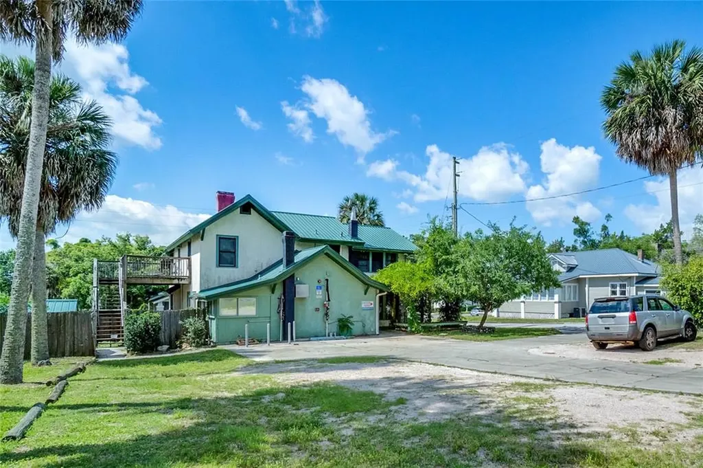 1434 W Main Street Leesburg FL 34748