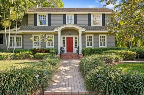 636 18th Avenue NE St Petersburg FL 33704