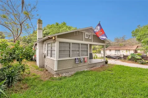 1907 E Ellicott Street Tampa FL 33610