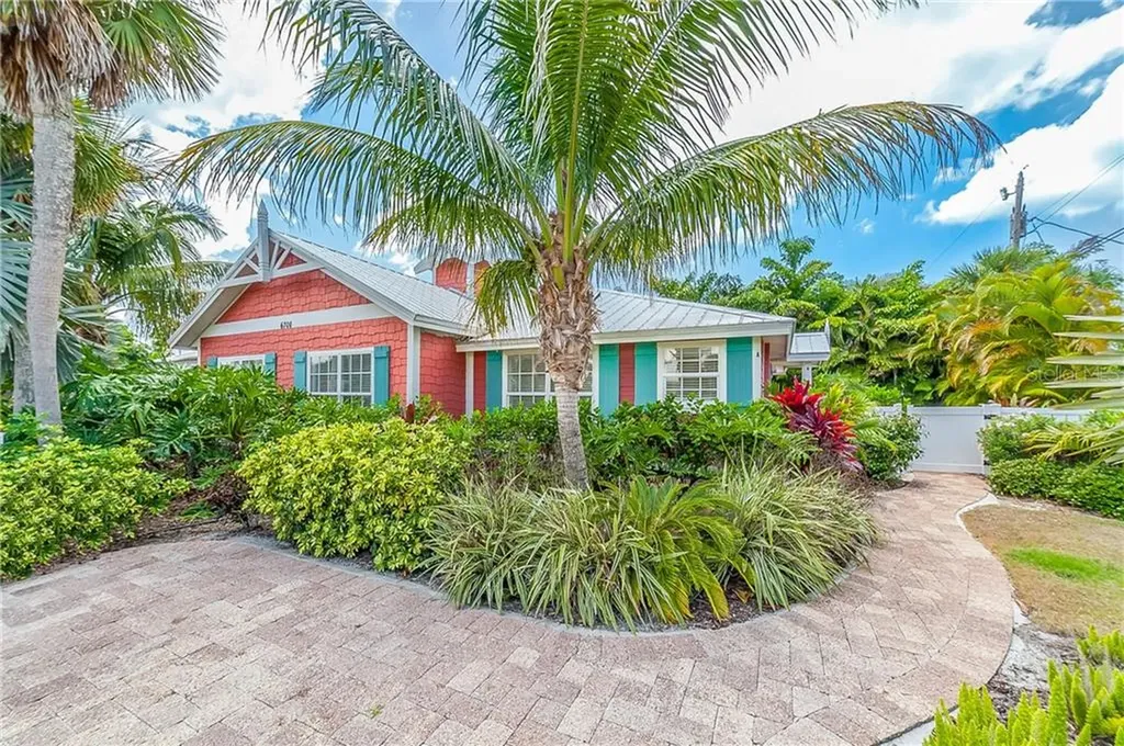 6700 Holmes Boulevard Holmes Beach FL 34217