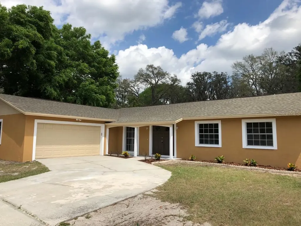 3613 Woodhill Drive Brandon FL 33511