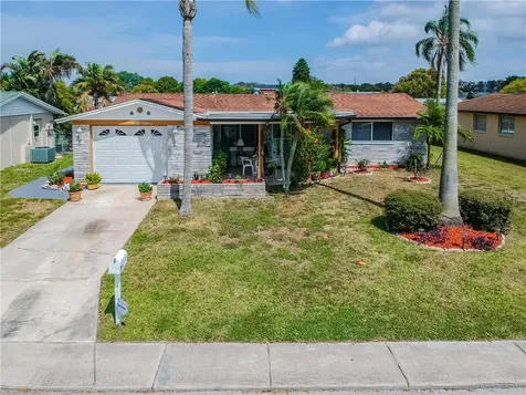 4133 Star Island Drive Holiday FL 34691