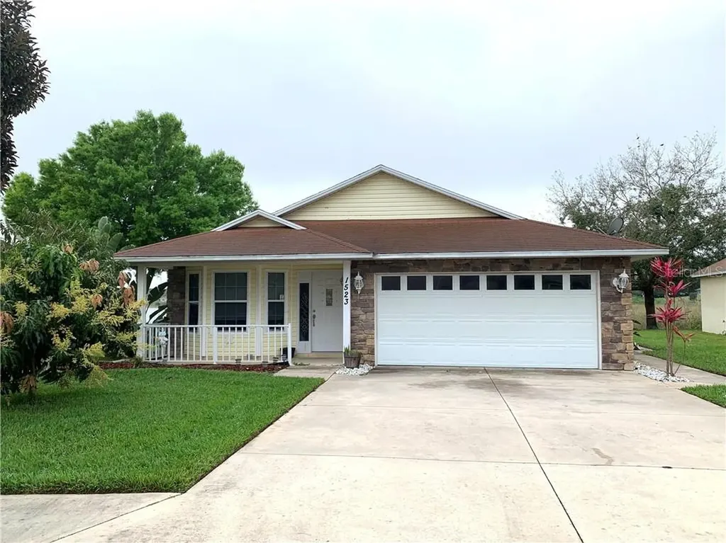 1523 Lake Villa Drive Tavares FL 32778