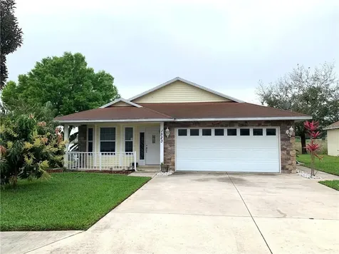 1523 Lake Villa Drive Tavares FL 32778